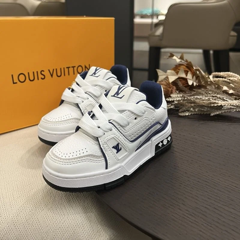 Durable LOUIS VUITTON SHOES 29490
