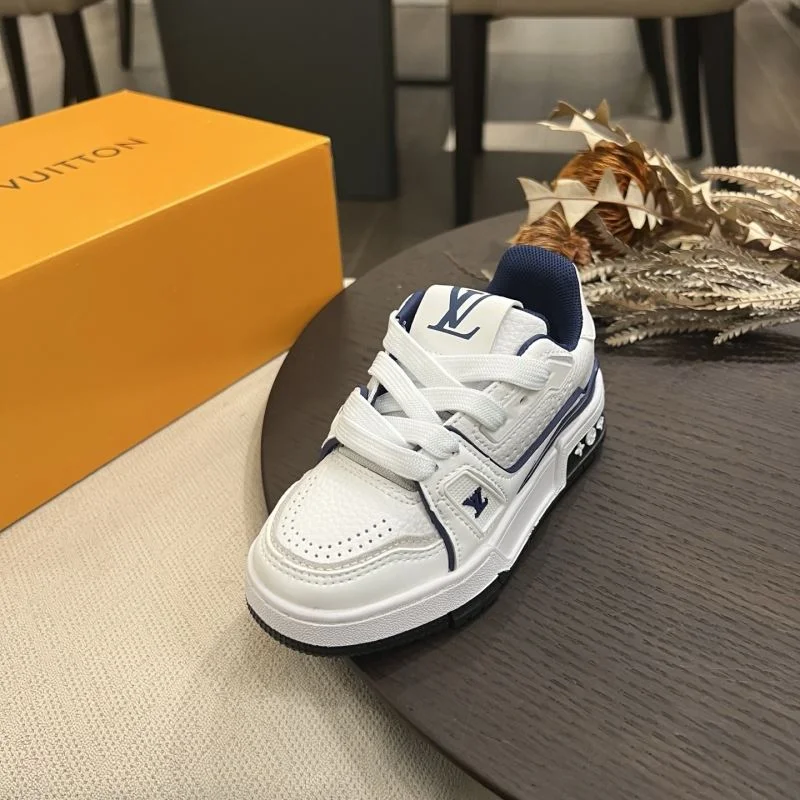 Durable LOUIS VUITTON SHOES 29490