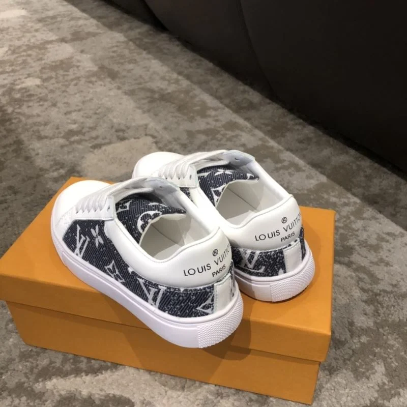 LOUIS VUITTON SHOES Functional 30166