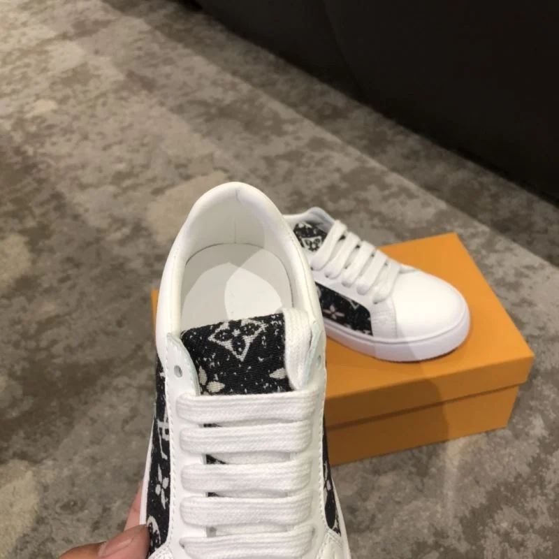 LOUIS VUITTON SHOES Effortless 30150