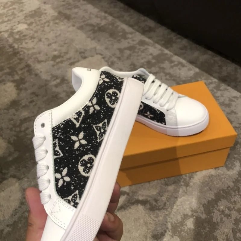 LOUIS VUITTON SHOES Effortless 30150