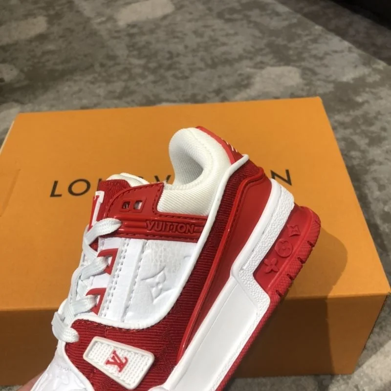 Unique LOUIS VUITTON SHOES 30152
