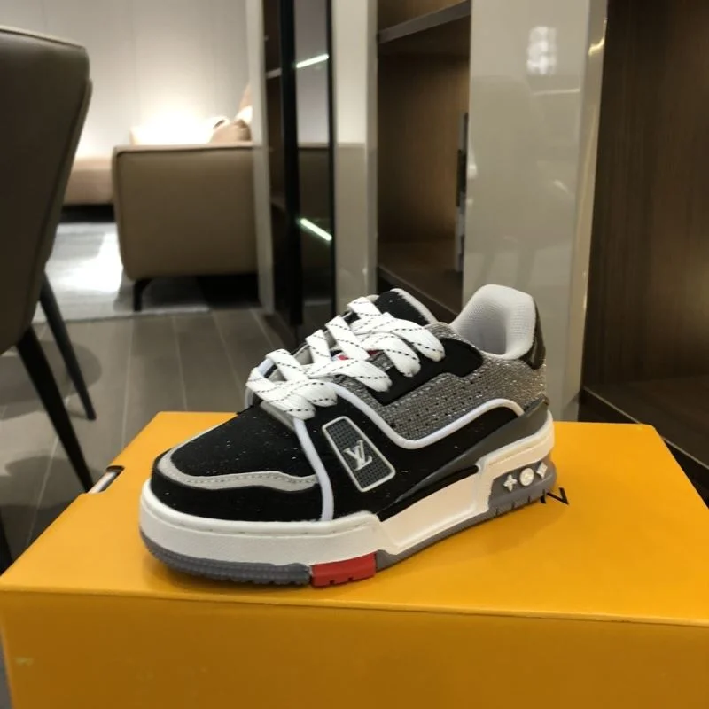 LOUIS VUITTON SHOES Durable 30149