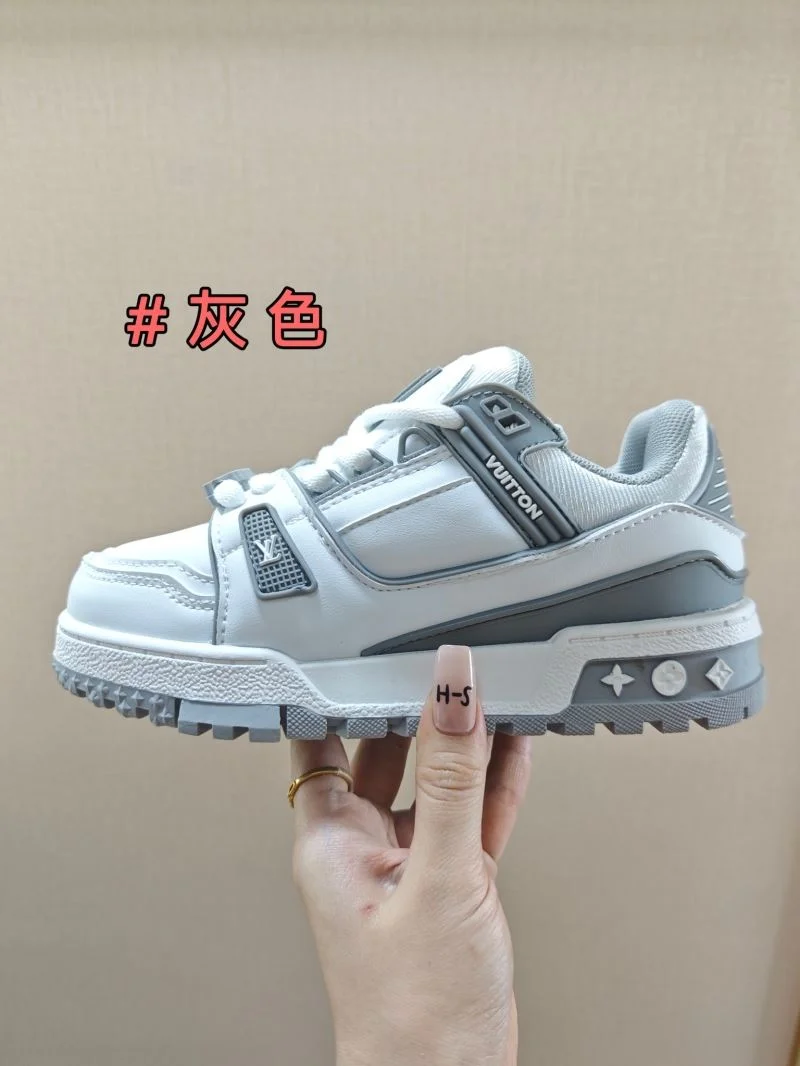 Refined LOUIS VUITTON SHOES 28804