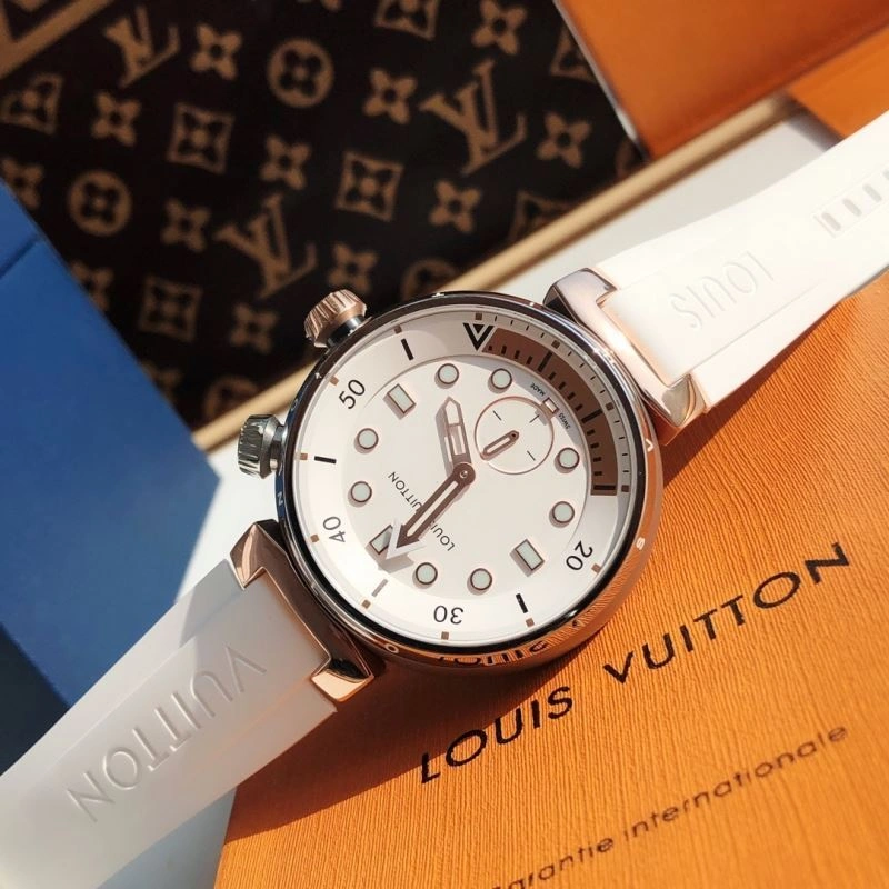 Resilient LOUIS VUITTON Watches 189990