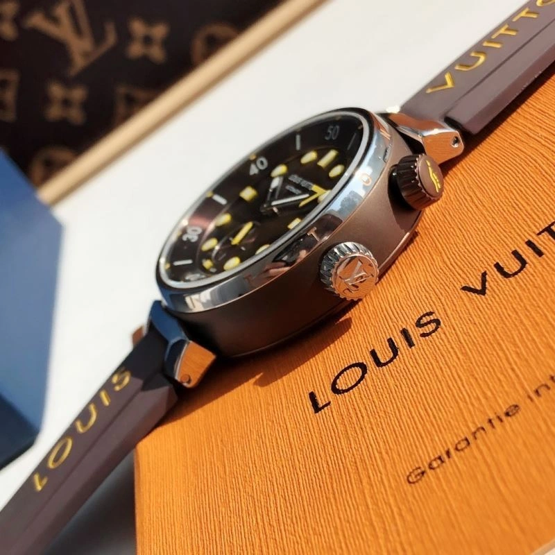 UrbanStyle LOUIS VUITTON Watches 189988