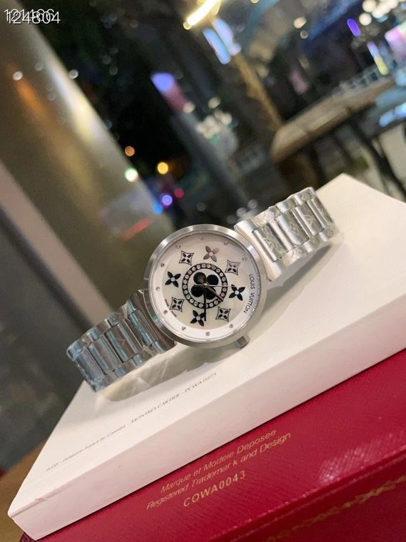 Sustainable LOUIS VUITTON Watches 189969
