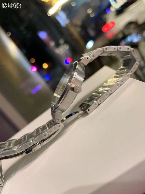 Sustainable LOUIS VUITTON Watches 189969