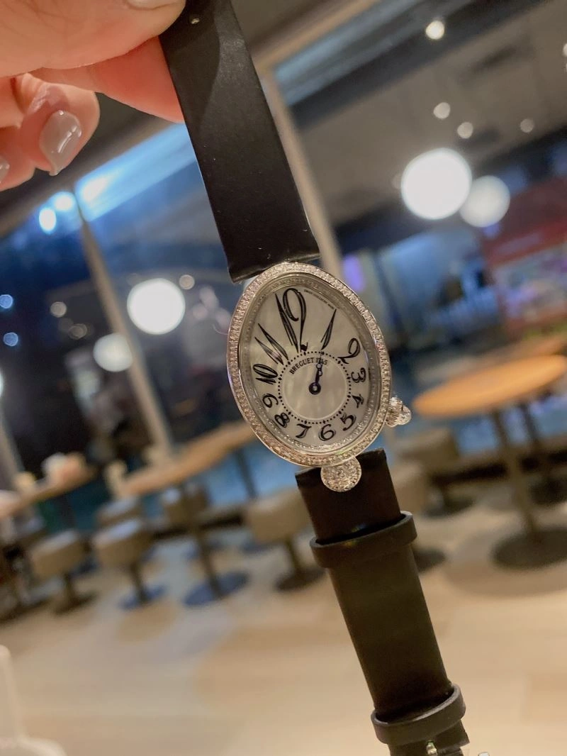 LOUIS VUITTON Watches Supportive 189970