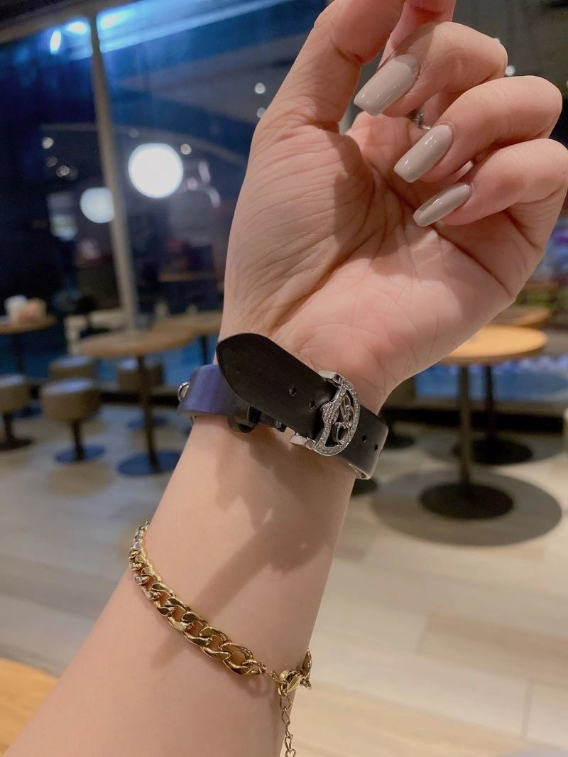 LOUIS VUITTON Watches Supportive 189970