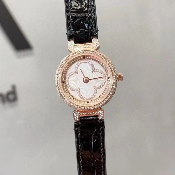 LOUIS VUITTON Watches Comfortable 189981