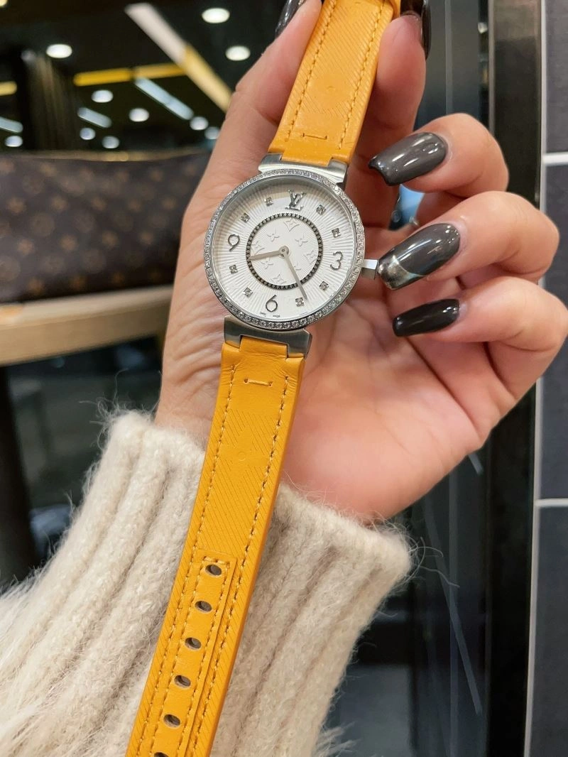 LOUIS VUITTON Watches Attractive 189965
