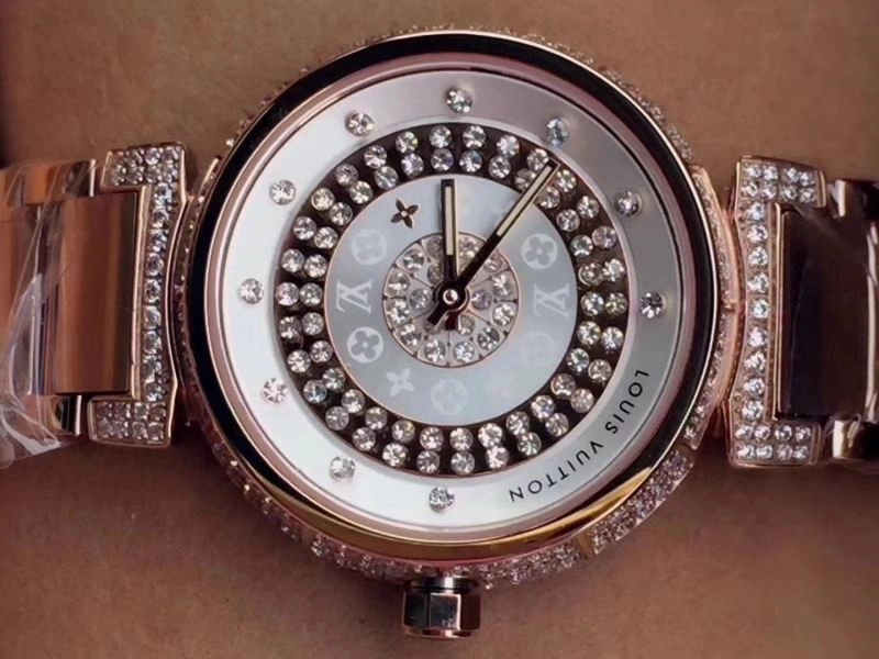 Sleek LOUIS VUITTON Watches 189958