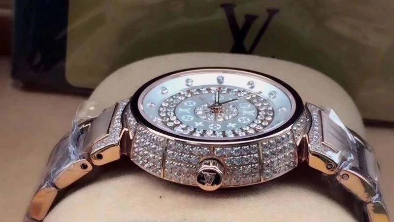 Sleek LOUIS VUITTON Watches 189958