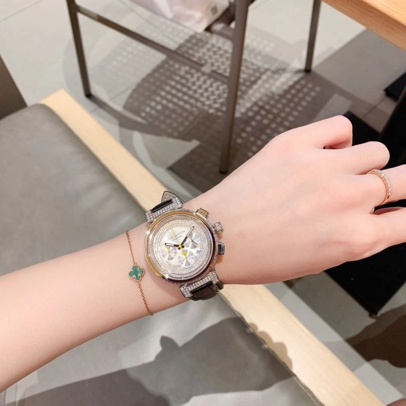 LOUIS VUITTON Watches Resilient 189971