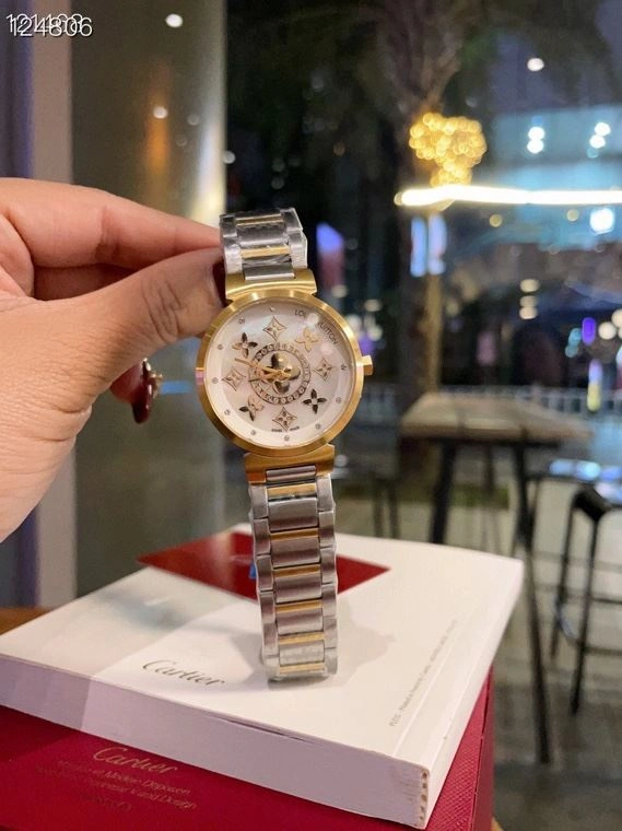 ModernLook LOUIS VUITTON Watches 189956