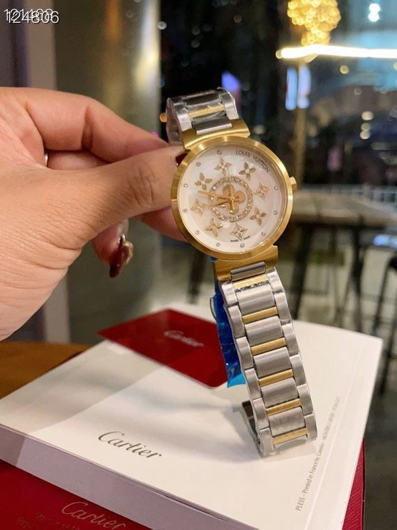 ModernLook LOUIS VUITTON Watches 189956
