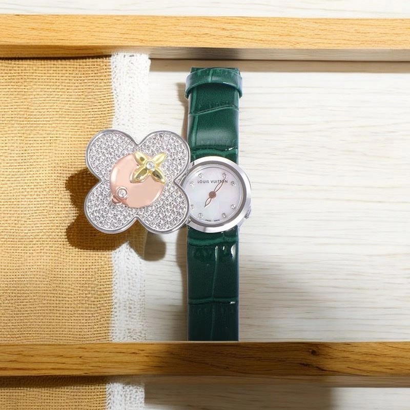 EasyCare LOUIS VUITTON Watches 189953