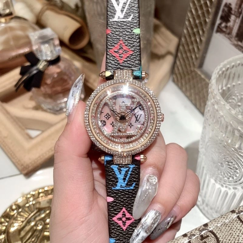 LOUIS VUITTON Watches UrbanStyle 189938