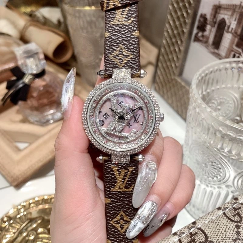 LOUIS VUITTON Watches UrbanStyle 189938