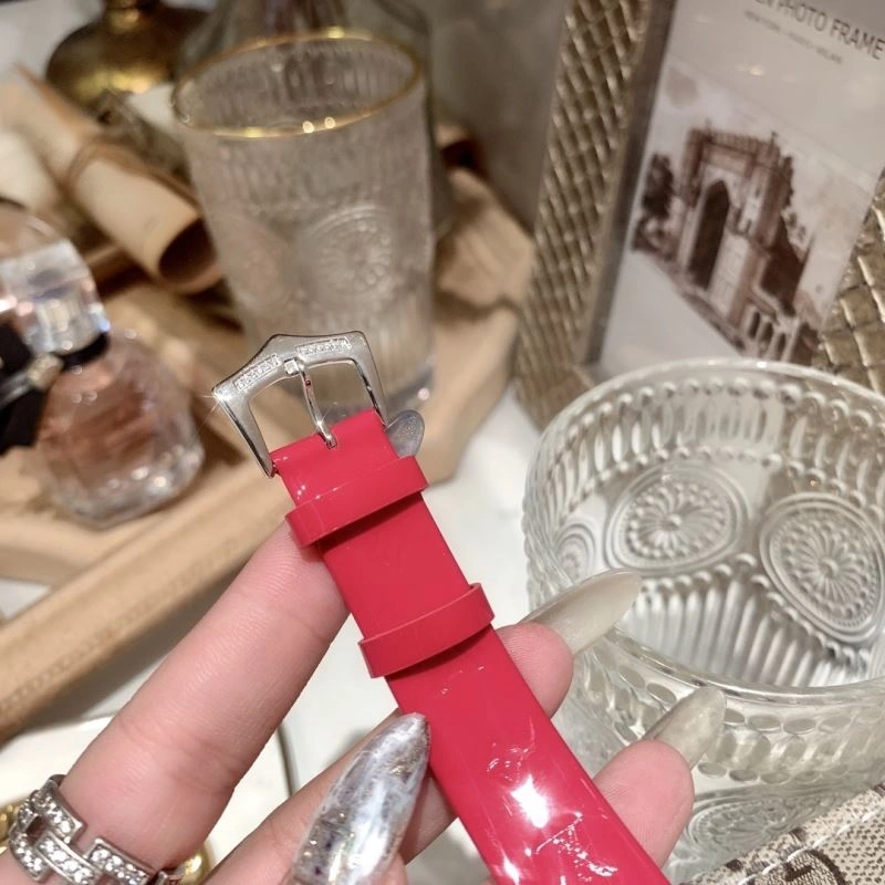 LOUIS VUITTON Watches UrbanStyle 189938