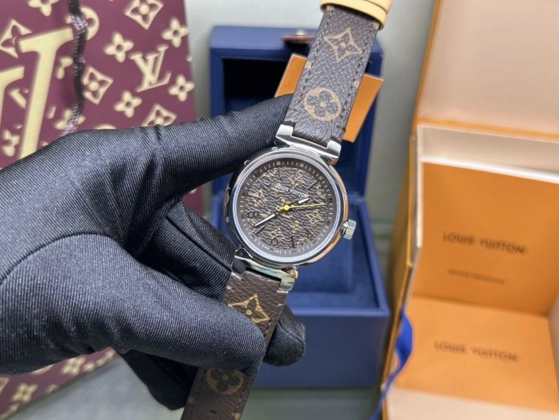 SoftTouch LOUIS VUITTON Watches 189928