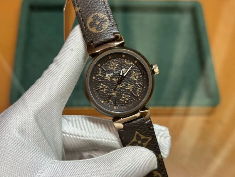 SmoothTexture LOUIS VUITTON Watches 189924