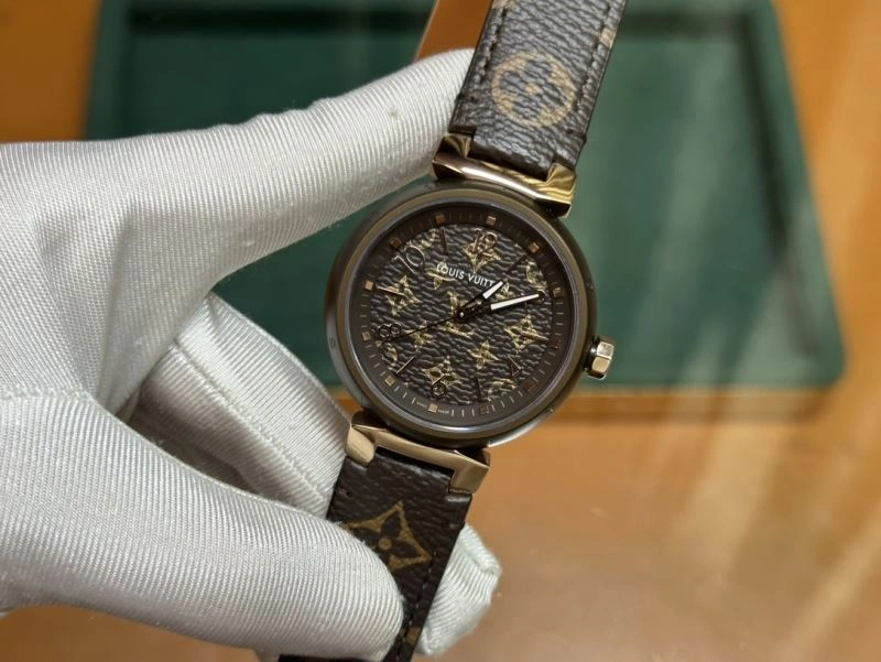 SmoothTexture LOUIS VUITTON Watches 189924