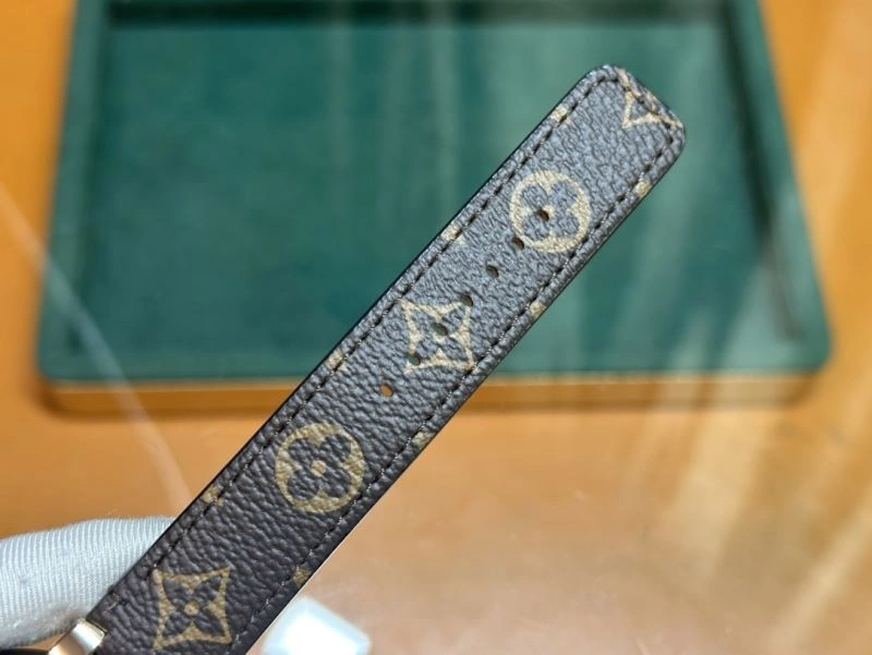 SmoothTexture LOUIS VUITTON Watches 189924
