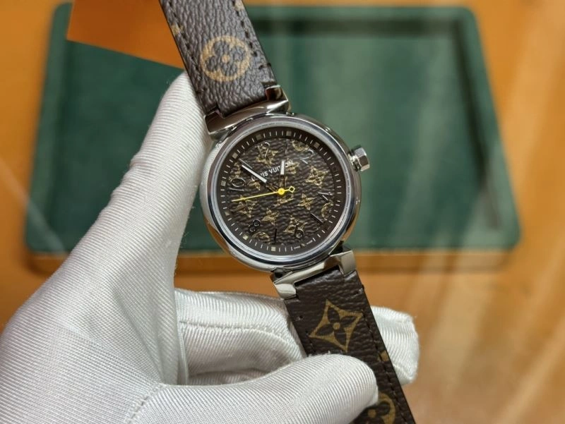 Attractive LOUIS VUITTON Watches 189914