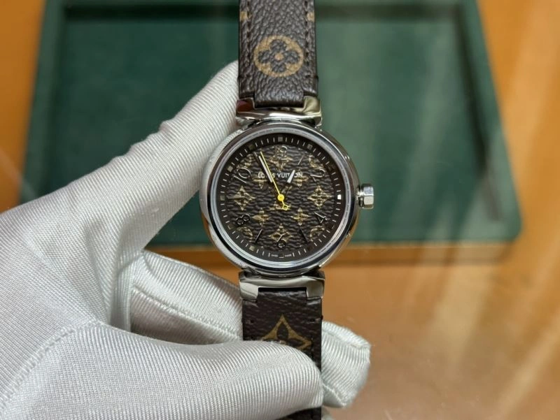 Attractive LOUIS VUITTON Watches 189914
