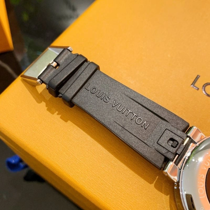 LOUIS VUITTON Watches StreetReady 189908