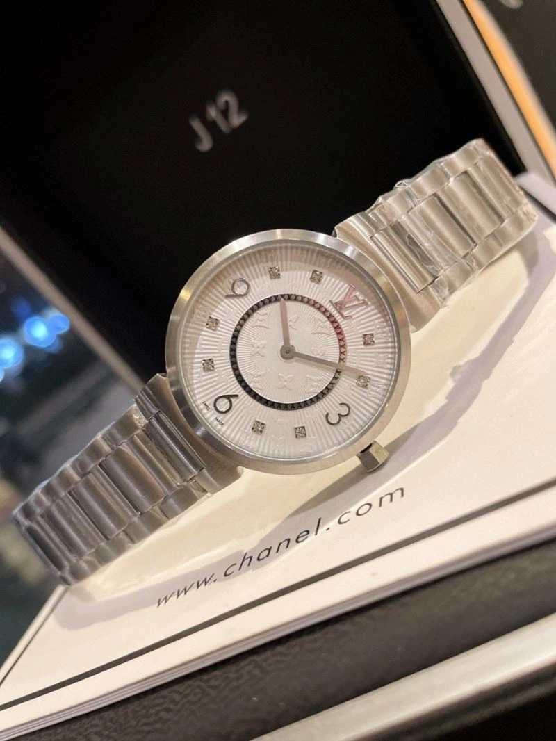 LOUIS VUITTON Watches Resilient 189898
