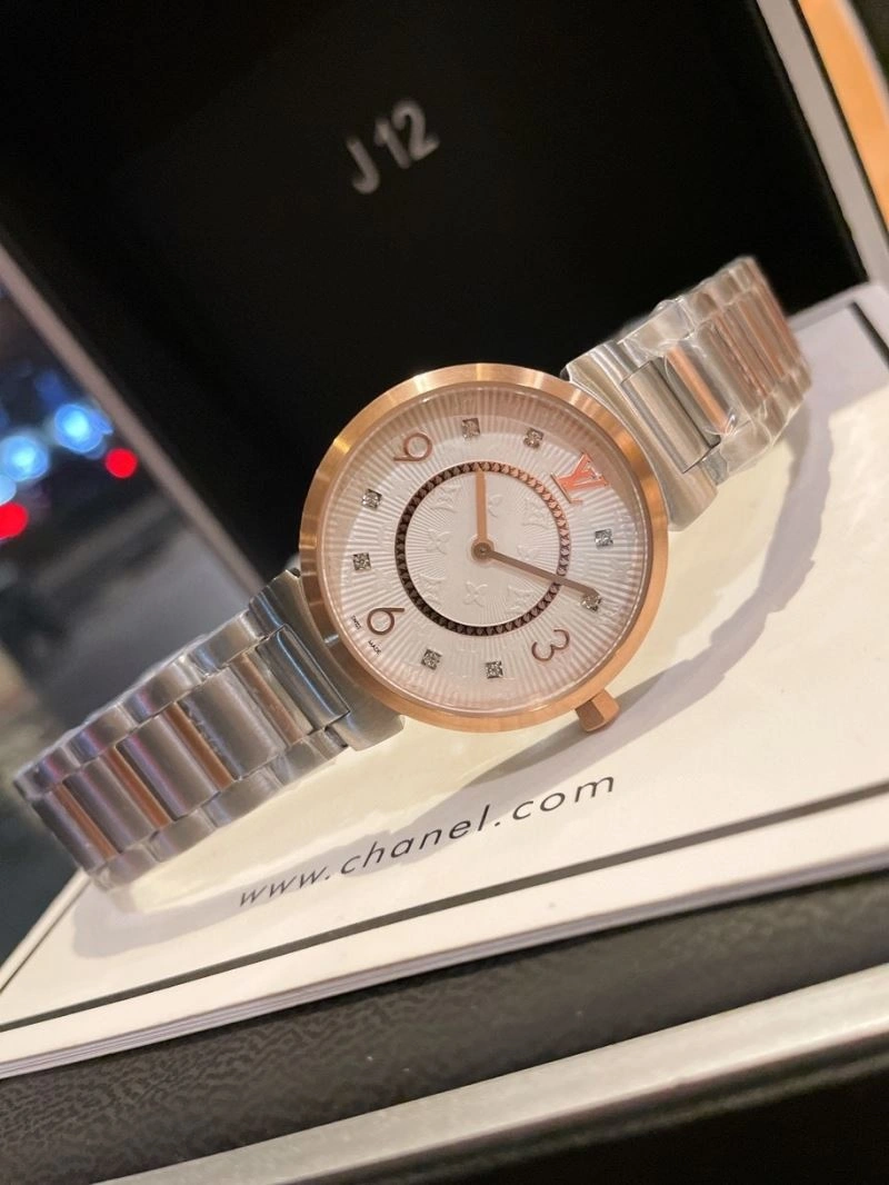 LOUIS VUITTON Watches Resilient 189898
