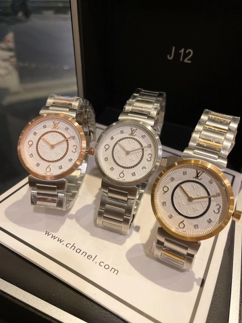 LOUIS VUITTON Watches Resilient 189898
