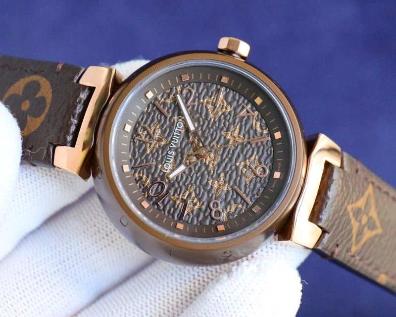 AllSeason LOUIS VUITTON Watches 189881