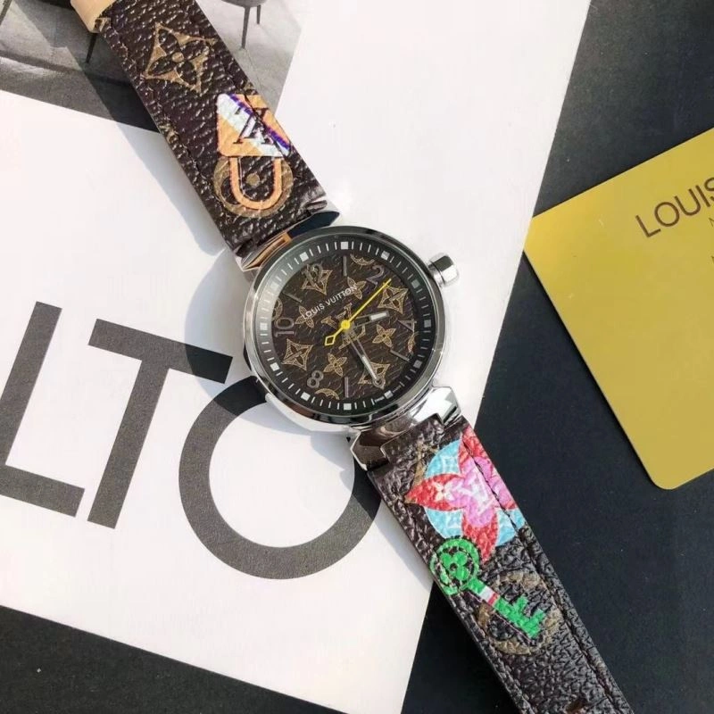 Compact LOUIS VUITTON Watches 189874