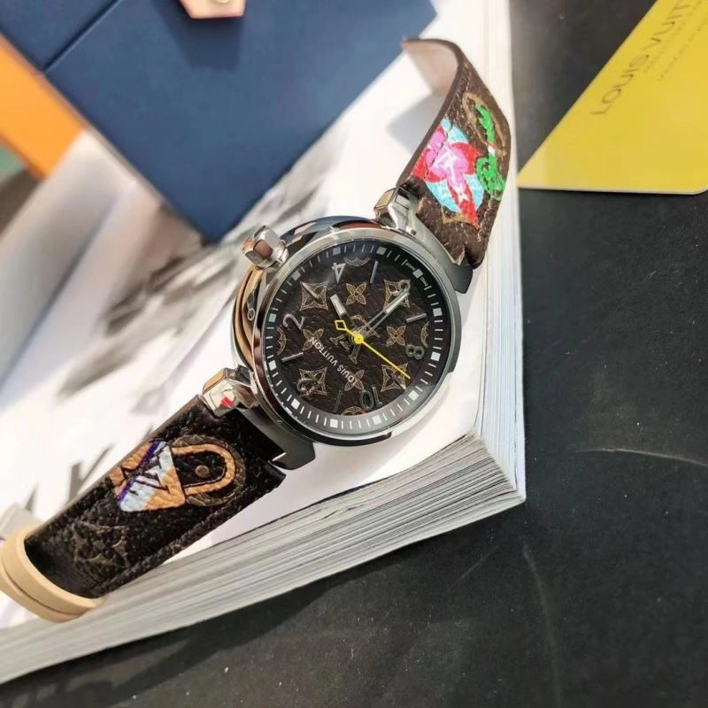 Compact LOUIS VUITTON Watches 189874