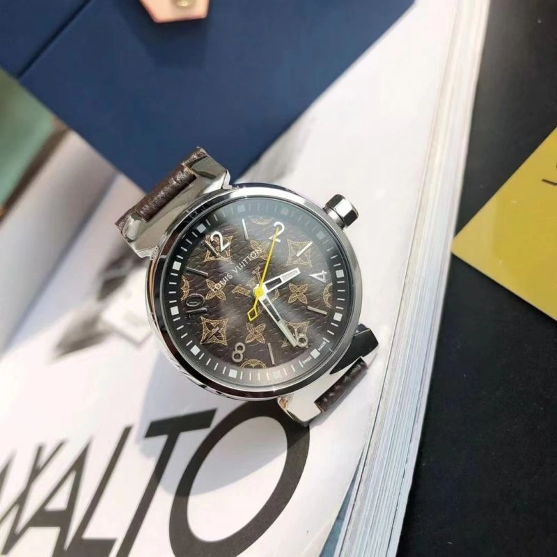 Compact LOUIS VUITTON Watches 189874