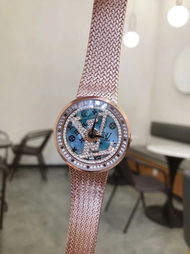 LOUIS VUITTON Watches Durable 189870