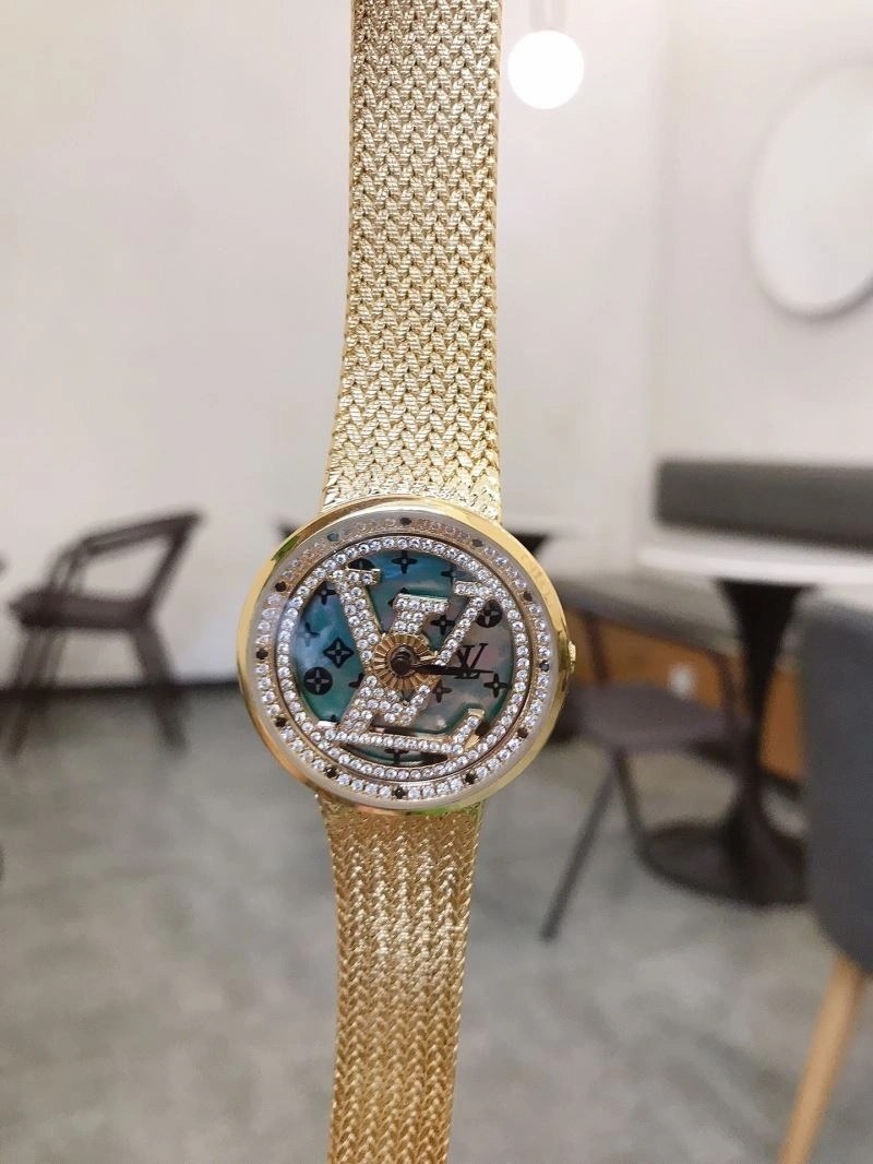 LOUIS VUITTON Watches Trendsetting 189891