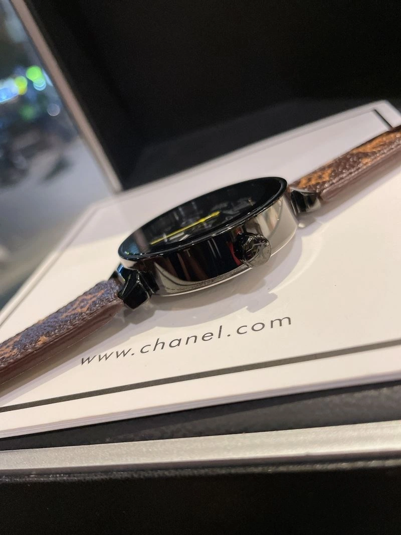 FlexibleFit LOUIS VUITTON Watches 189834
