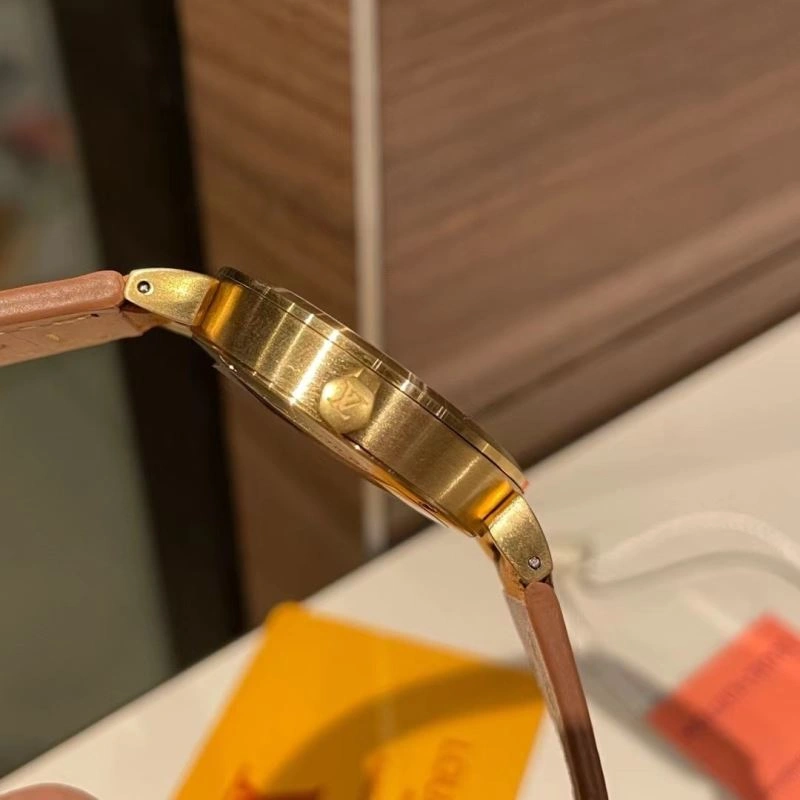 LOUIS VUITTON Watches SunProtective 189846