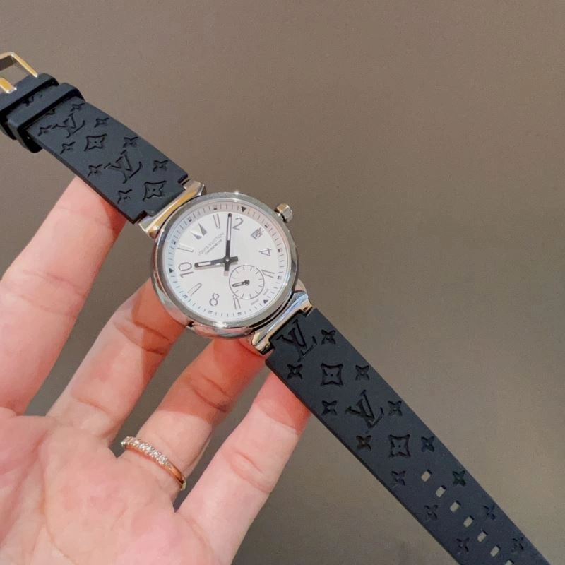 GoAnywhere LOUIS VUITTON Watches 189853