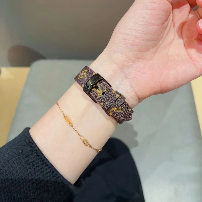 LOUIS VUITTON Watches Original 189852