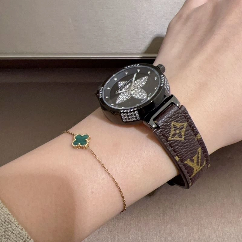LOUIS VUITTON Watches WrinkleFree 189855