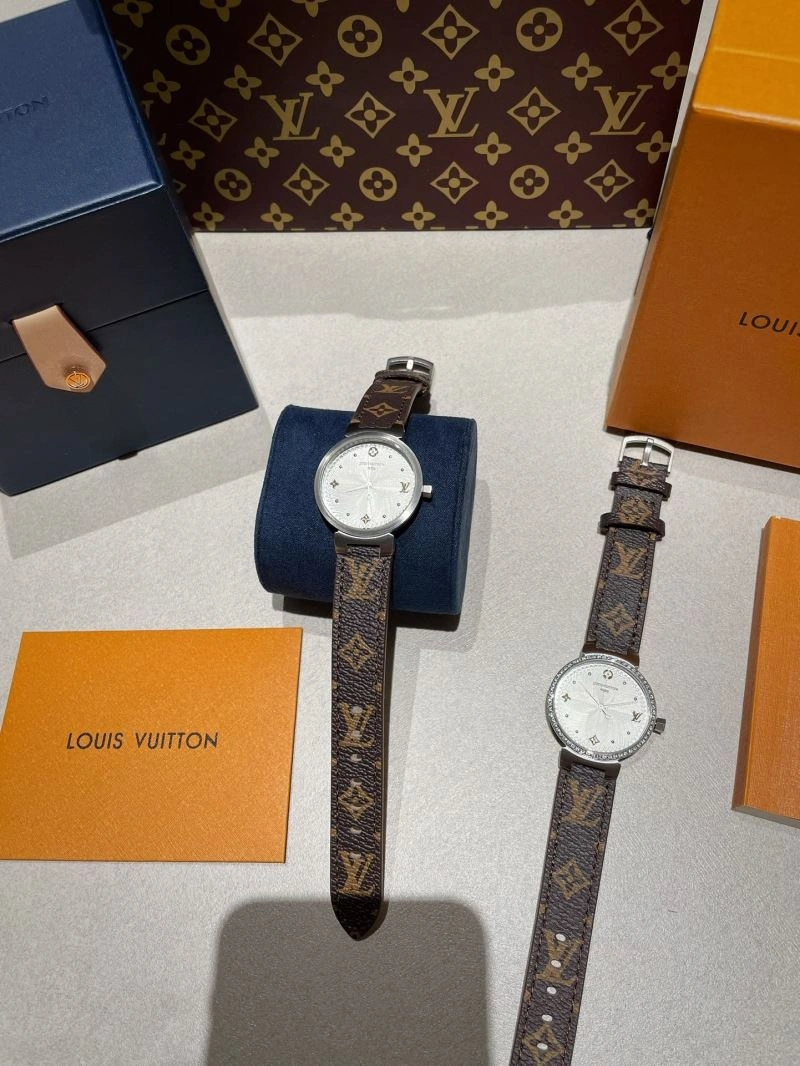 LOUIS VUITTON Watches Sophisticated 189828