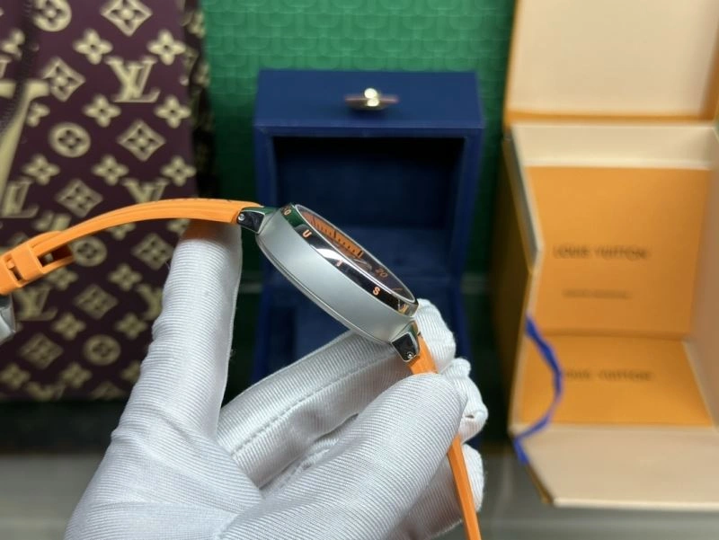 Soft LOUIS VUITTON Watches 189865