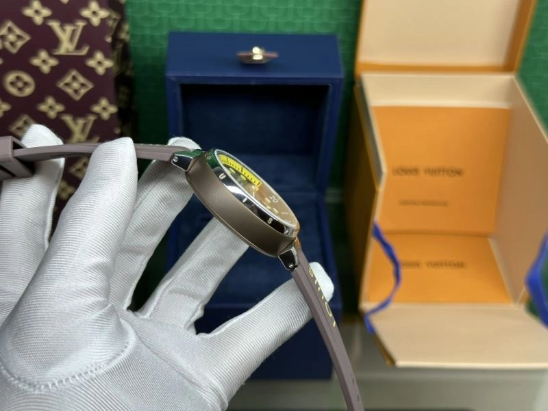 TravelReady LOUIS VUITTON Watches 189876