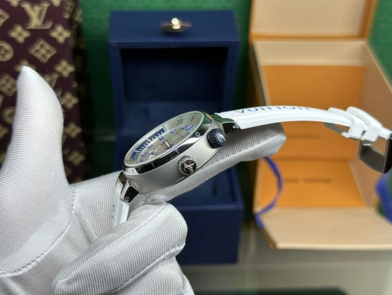 DailyWear LOUIS VUITTON Watches 189864